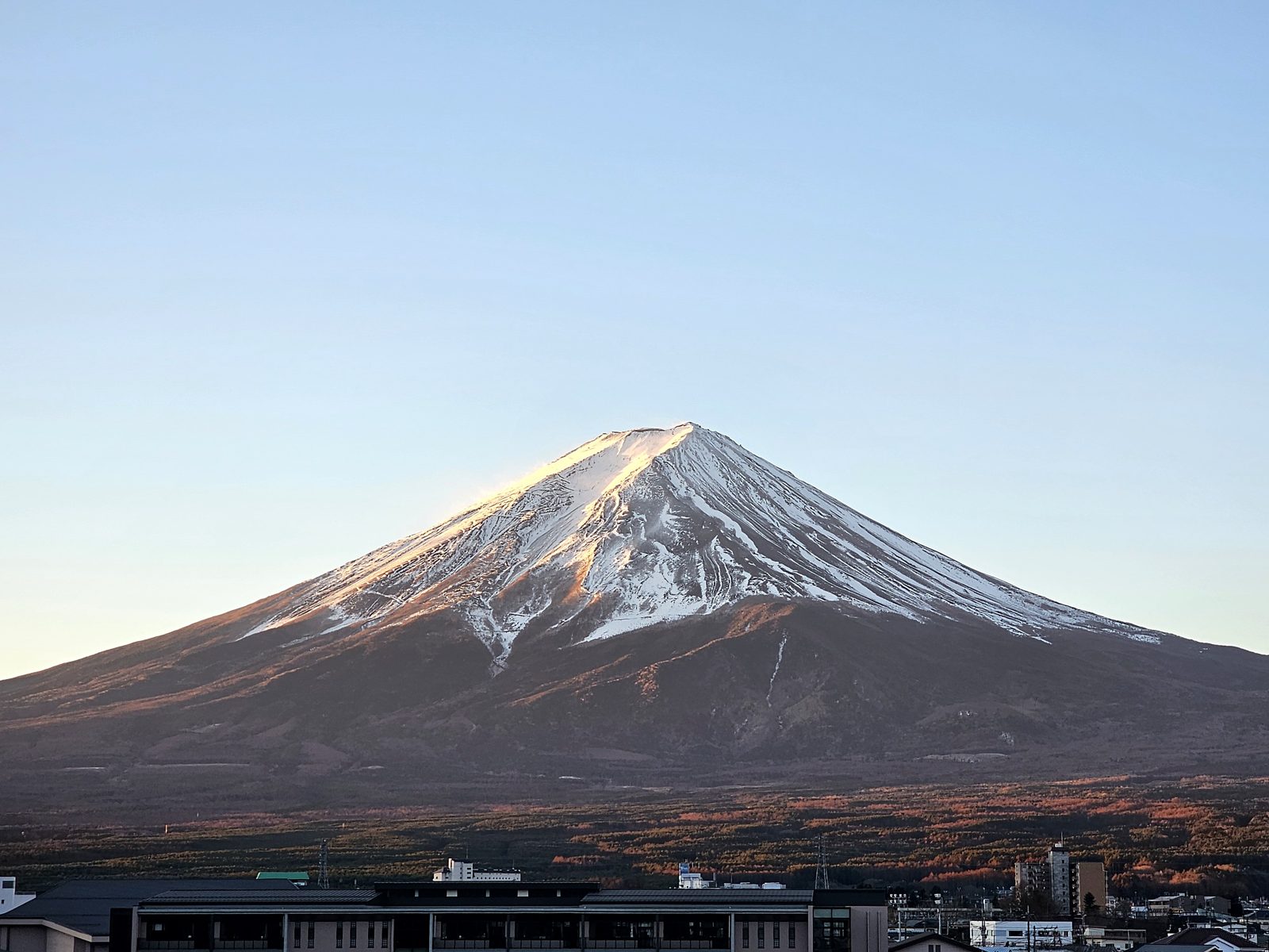 Mount Fuji at sunrise from Lake Kawaguchi
