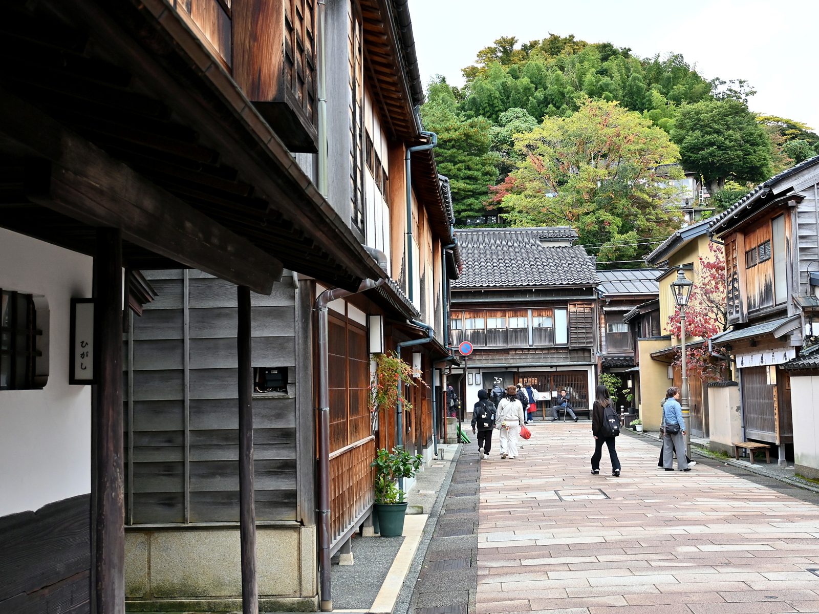 Higashi Chaya district