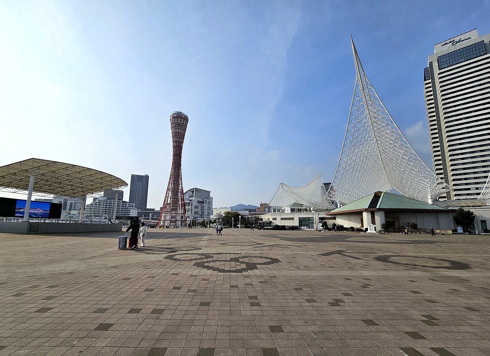 Kobe Port Tower and the harbour